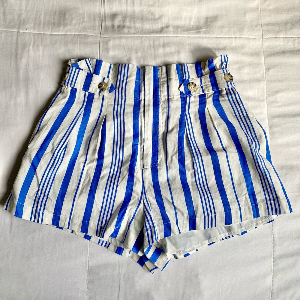 BLUE STRIPPED SHORTS